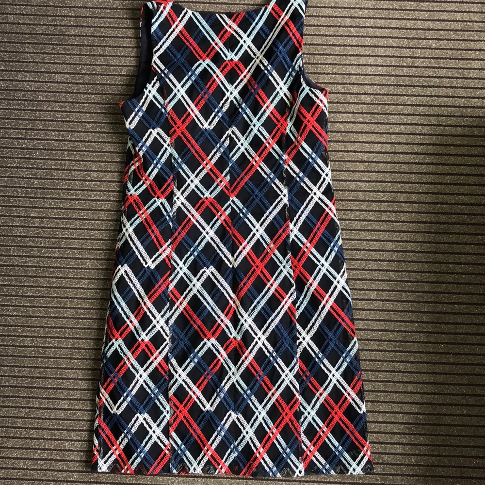 ❣️DONCASTER COLLECTION❣️EMBROIDERED SHEATH DRESS❣️ - Picture 2 of 6